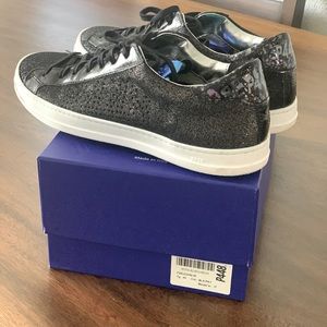 P448 BLACK GLITTER SNEAKER….LIKE NEW!!!!